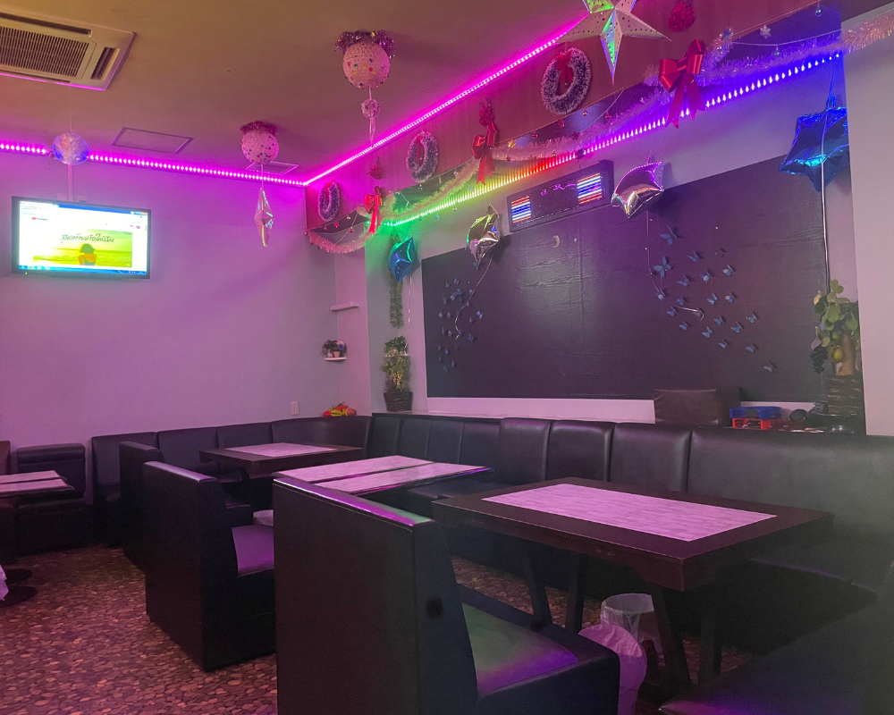 茨城県鉾田市飯名のタイ料理居酒屋・for youの店内風景２